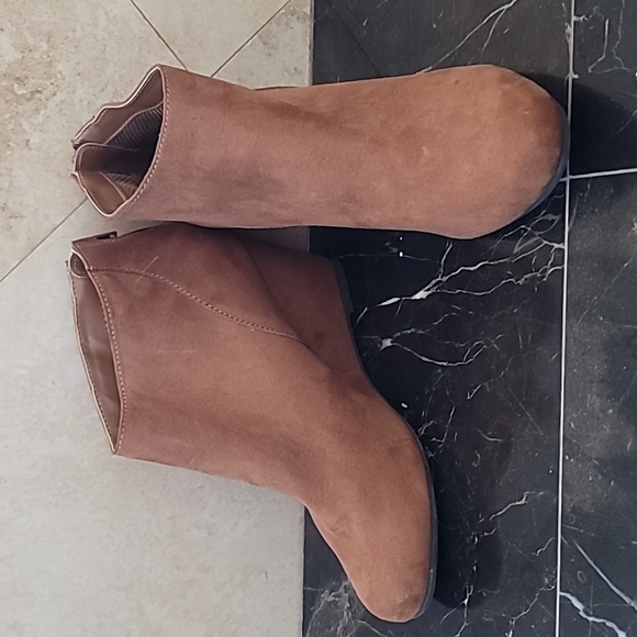 FIONI Clothing Shoes Chestnut Brown Suede Ankle Booties Poshmark